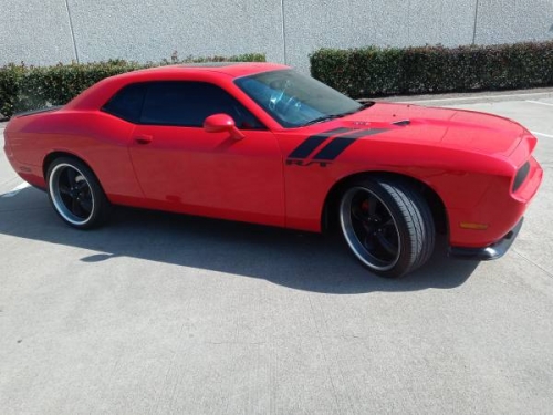 2013 Dodge Challenger RT - $13,900