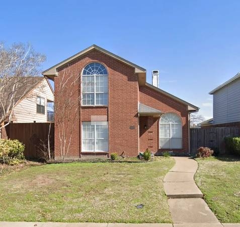 📍 Sales Price: $320K | ARV: $425K | 🛏️ 3 Bed | 🛁 2 Bath | 🚗 2-Car Garage | 🏗️ Built 1990